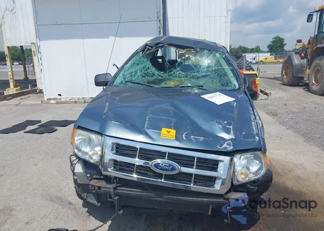 2011 Ford Escape Xls z USA, uszkodzony, nr VIN 1FMCU0C7XBKA96569